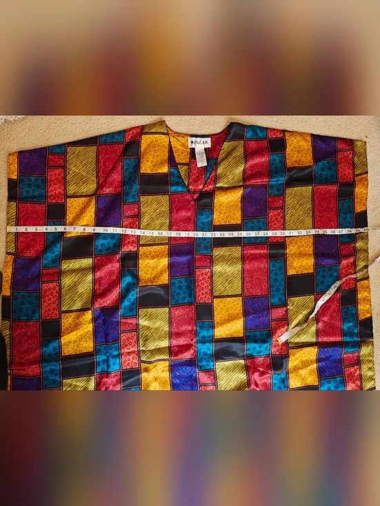 Vintage Winlar Satin Patchwork Caftan w Animal Print. Excellent condition. - Picture 8 of 9